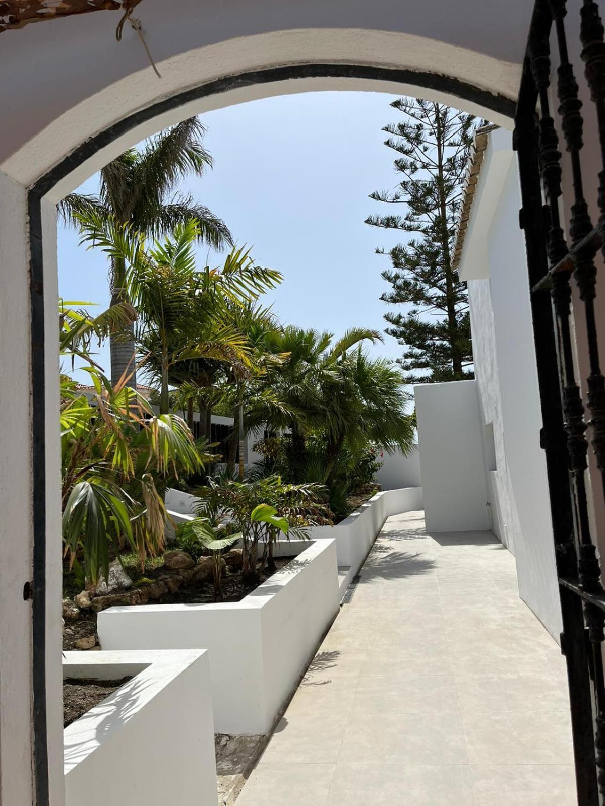 Bed & Breakfast In Villa Eden Palm Benalmádena Dış mekan fotoğraf